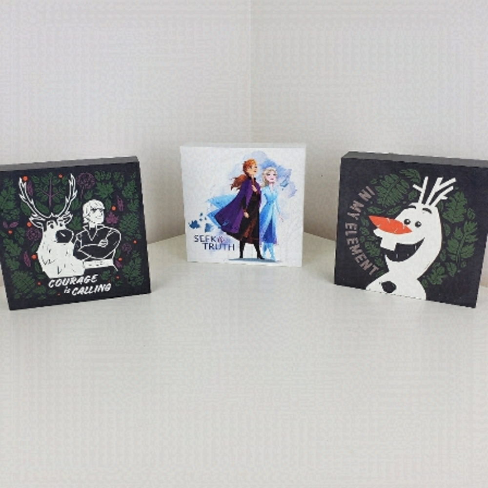 DISNEY Fozen 2 Wall art or table art 3 items